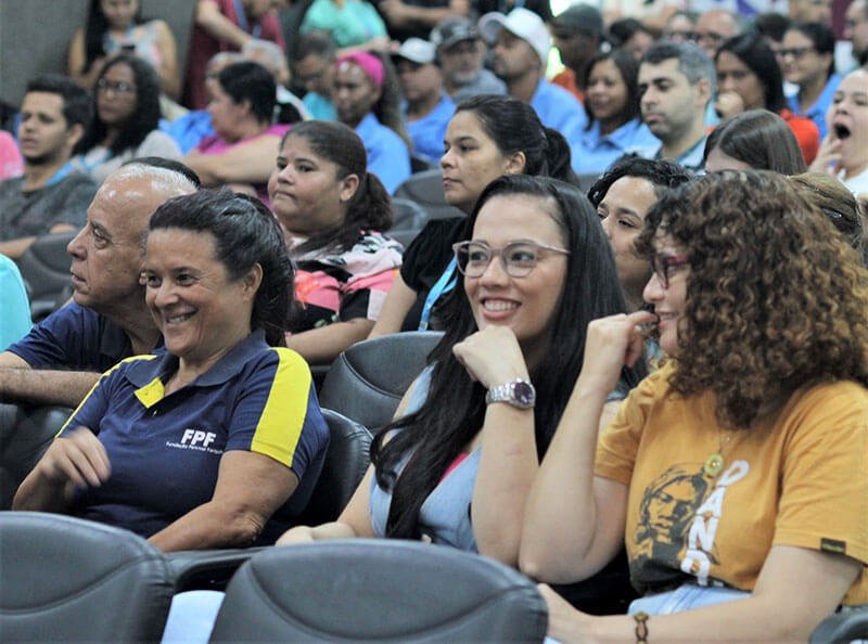 UNIVALE celebra Dia do Trabalhador com palestra sobre coragem 2 work engagement 1 univale