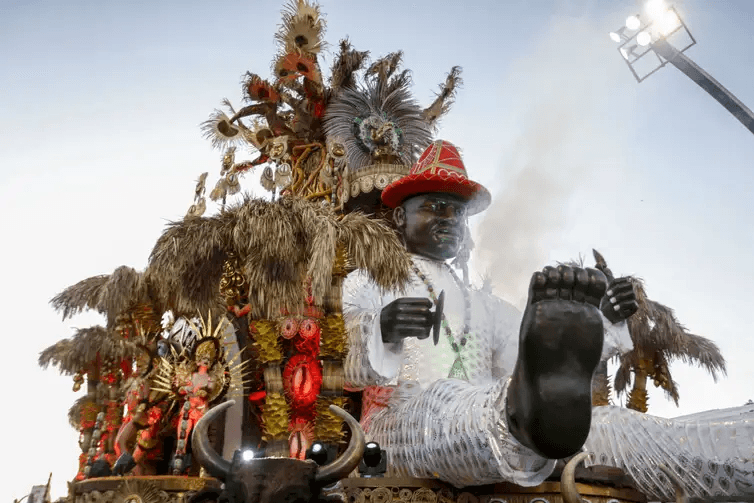 Veja imagens do segundo dia de desfile do carnaval de São Paulo 8 image 92