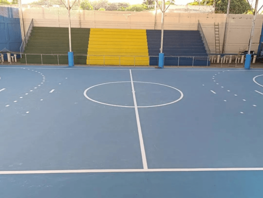 Prefeitura de Mantena realiza reforma no Ginásio Poliesportivo Raimundo Maria 1 image 96
