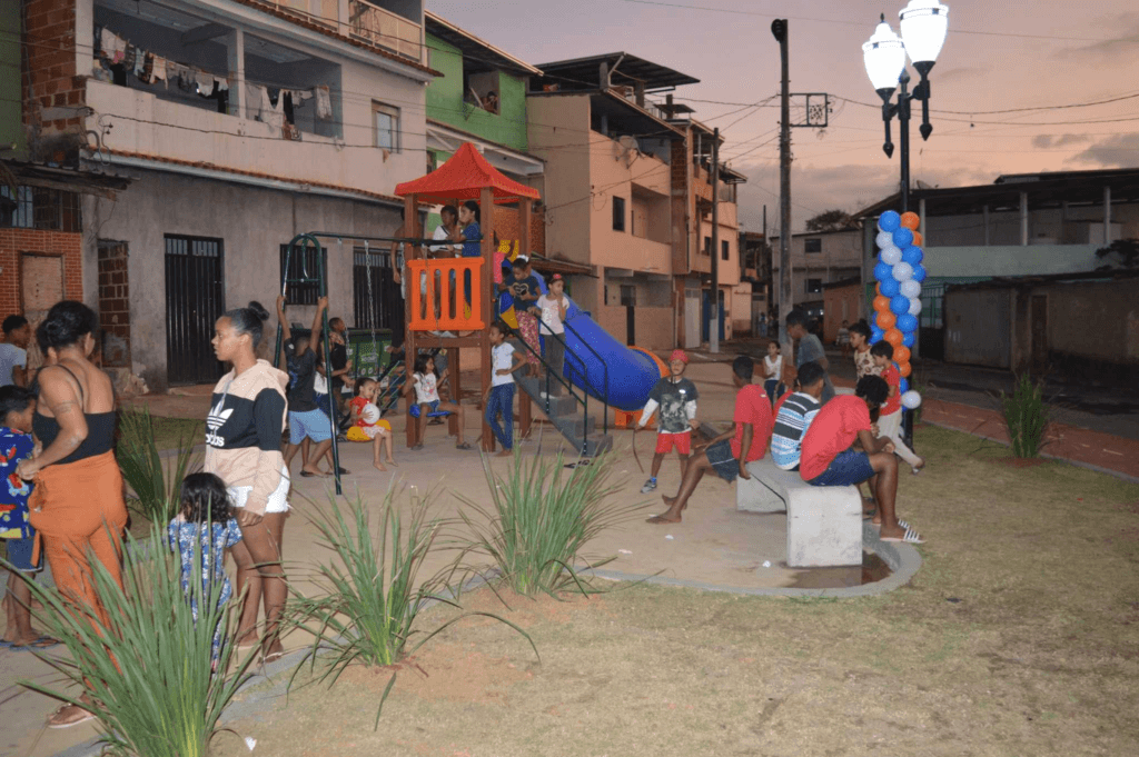 Em Manhuaçu, comunidade São Francisco de Assis ganha nova praça 1 image 22