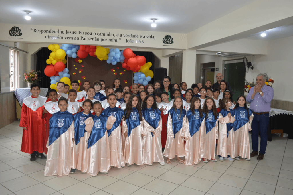 Em Manhuaçu, diretores e coordenadores de escolas e creches municipais tomam posse 3 image 3