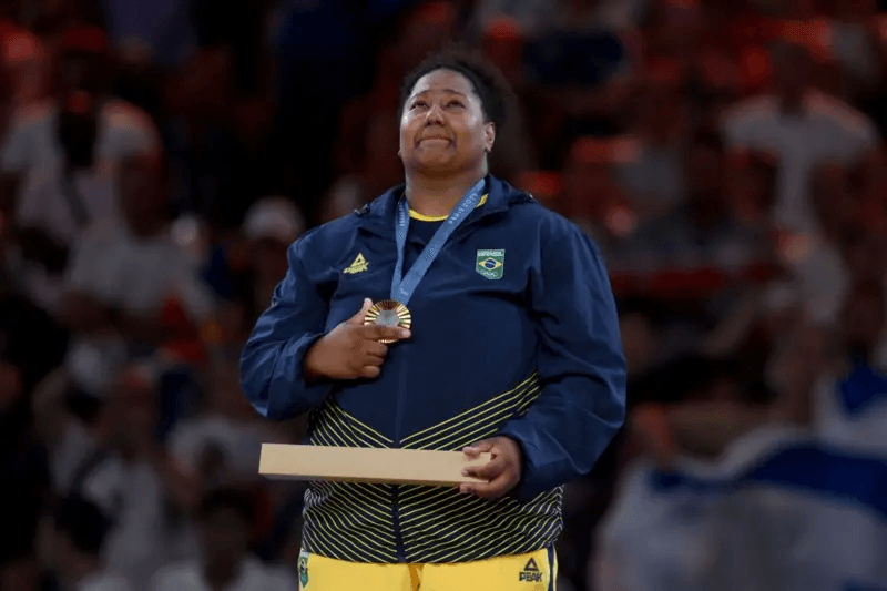 Beatriz Souza conquista primeiro ouro do Brasil em Paris 2024 1 image 13
