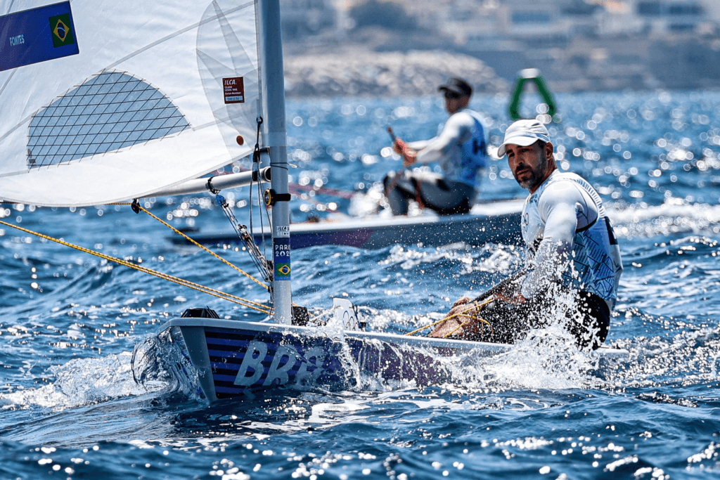 Mateus Isaac consegue um 5º lugar na última regata, mas não avança nos Jogos Olímpicos 1 image 5