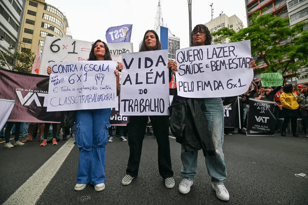 Manifestantes vão às ruas pelo fim da escala de trabalho 6x1 4 image 152
