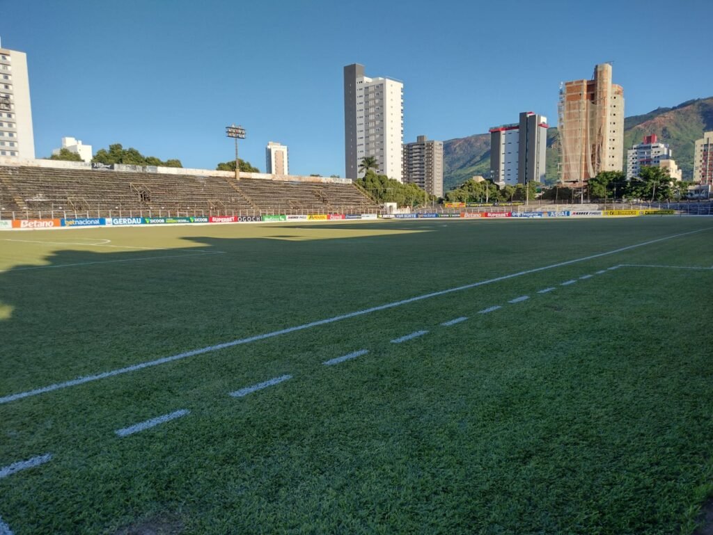 Gramado do Mamudão virou um tapete verde 1 17372387000963433641428974406955