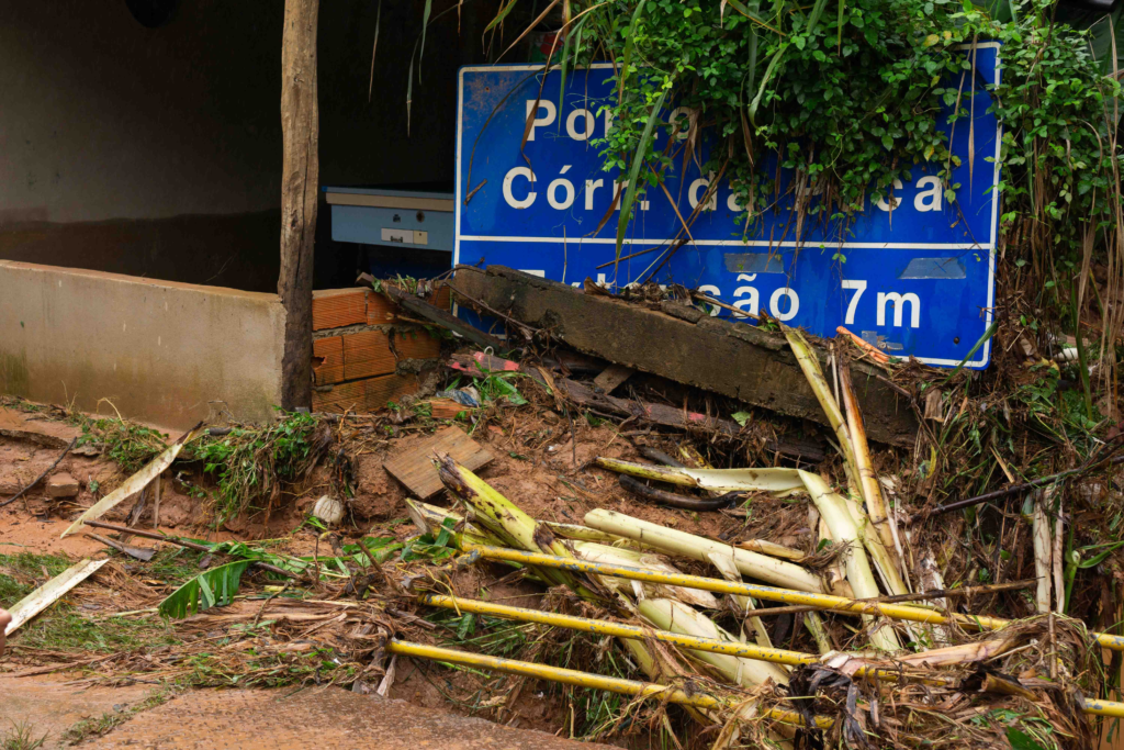 Prefeitura atua em Vila Nova Floresta após danos causados pelas chuvas 4 image 150