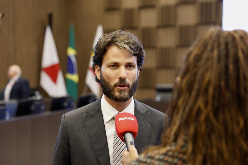 Governo do Estado, TJMG e ALMG celebram acordo para digitalizar acervo do Diário Oficial de Minas Gerais 11 17398303724913383927245436978545