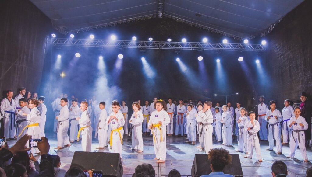 Inscrições abertas para cursos gratuitos de ballet, taekwondo e música em Santana do Paraíso 2 17416986712031311781001509959557