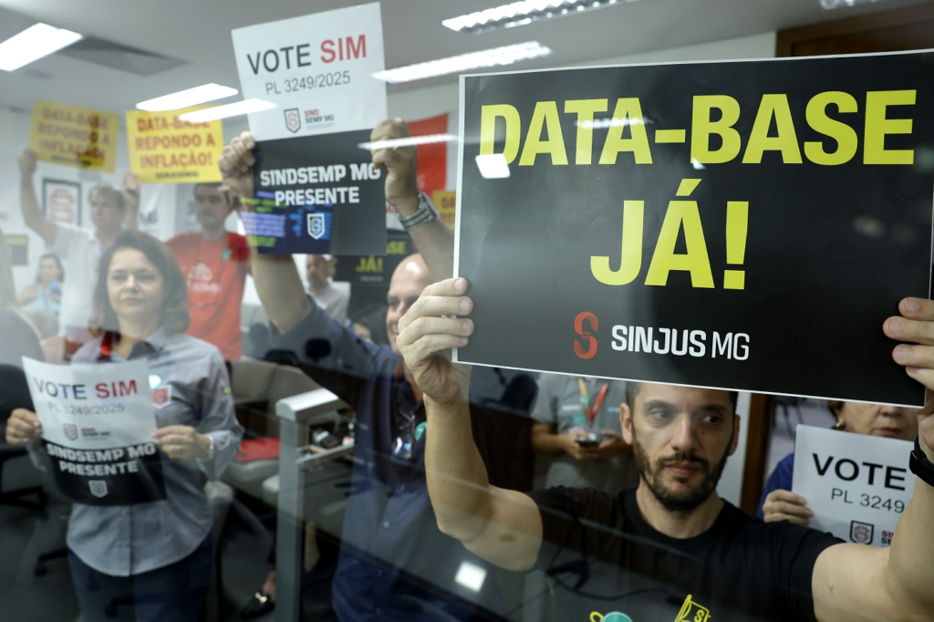 Revisões salariais de servidores já podem ser votados em 1º turno 2 image 25
