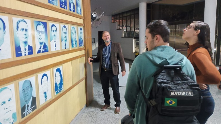 Câmara de Manhuaçu: Alunos de contabilidade do Unifacig participam do Projeto Cidadania 1 image 119