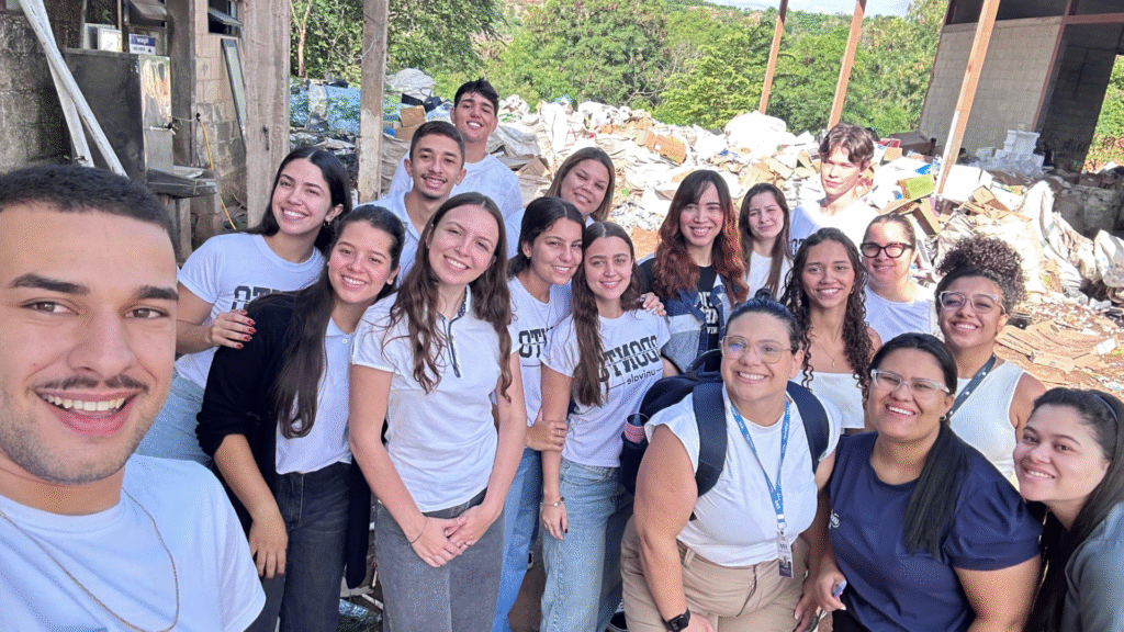 Associadas da Ascanavi recebem orientações sobre saúde bucal e cuidados com a pele 5 image 48