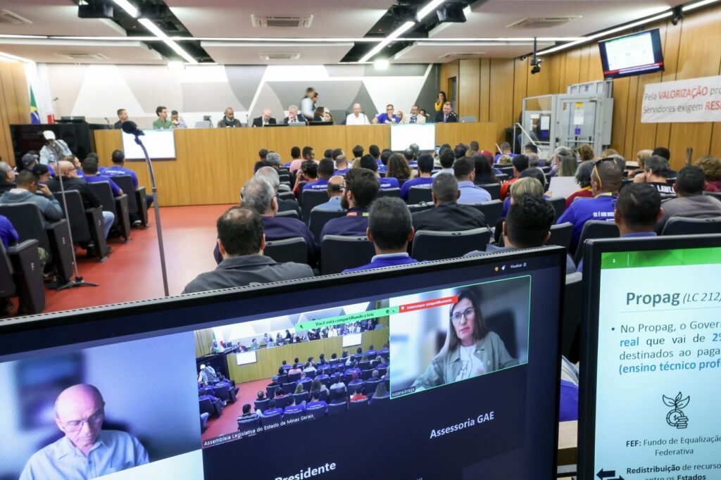 Trabalhadores transformam audiência pública em ato em defesa da Copasa 3 17502420654268237600547387768788
