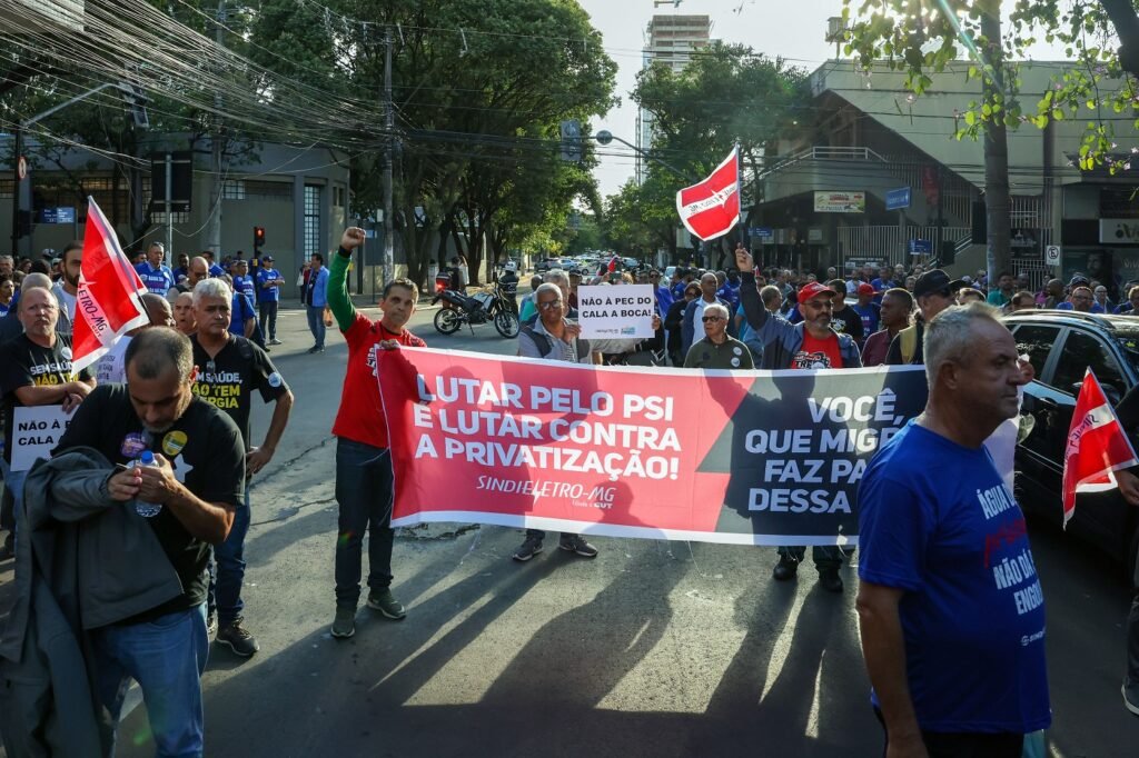 Trabalhadores transformam audiência pública em ato em defesa da Copasa 13 17502422502082902340308152499609