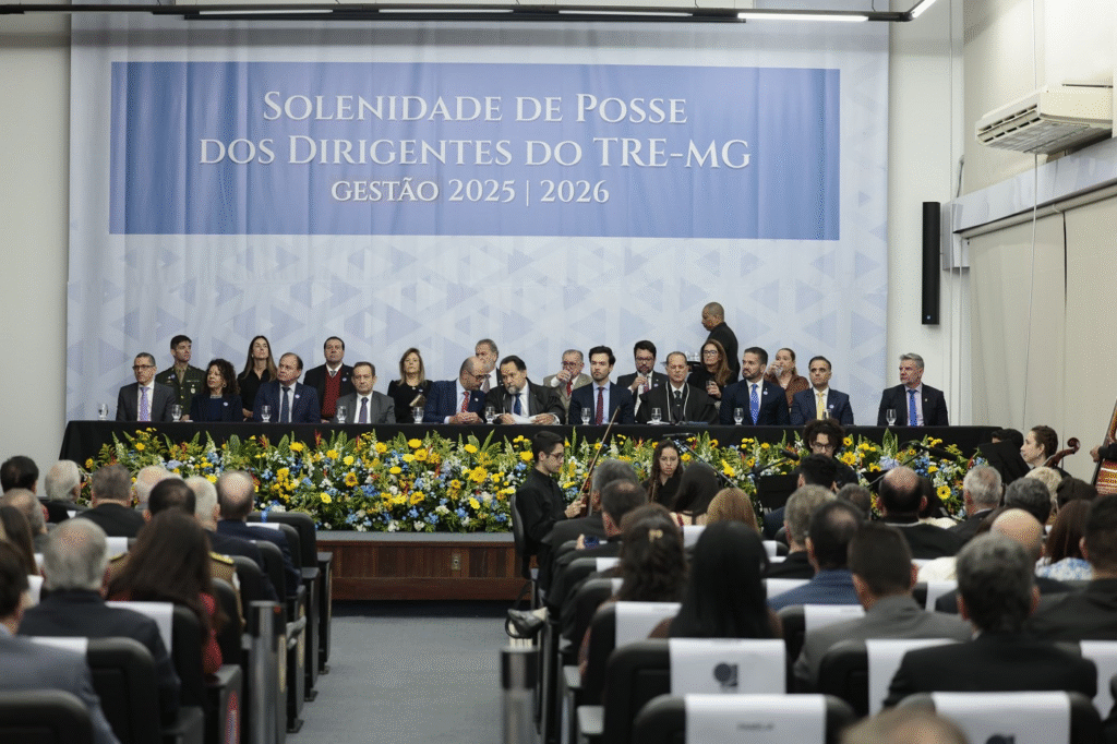 Presidente da ALMG participa de solenidade de posse de dirigentes do TRE-MG 1 image 183