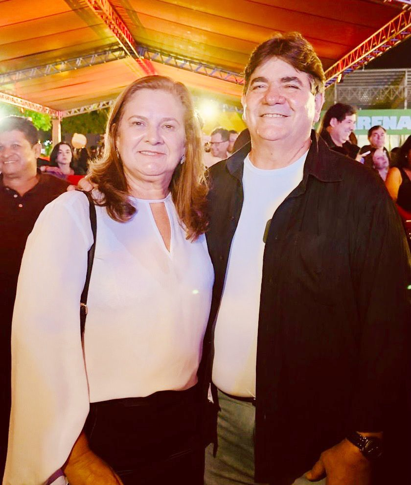 Fernando e Aninha Graciolli mostram os registros da noite que celebrou os 58 anos do Clube Filadélfia e Dia dos Namorados 3 image 191