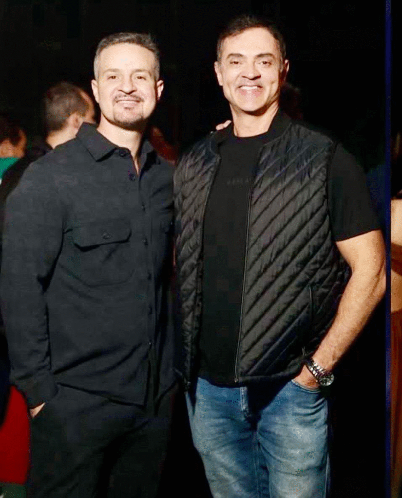 Fernando e Aninha Graciolli mostram os registros da noite que celebrou os 58 anos do Clube Filadélfia e Dia dos Namorados 15 image 203