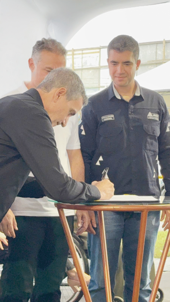 Deputado Hercílio Coelho Diniz participa de solenidade de duplicação da Ponte São Raimundo em Governador Valadares 3 image 85
